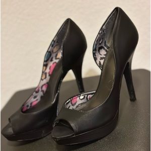 Black 4inch, Fergalicious, platform heels